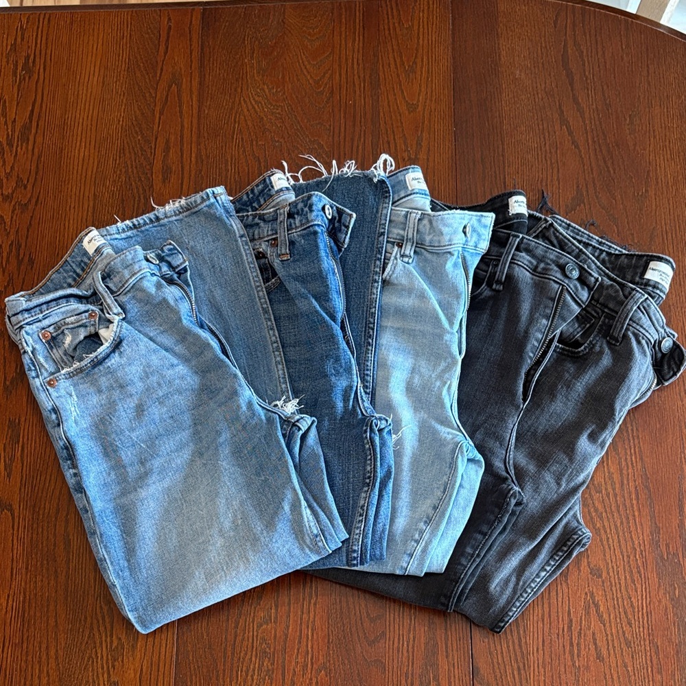 Abercrombie & Fitch Women's Ankle &  Jeans - Blue and Black 26